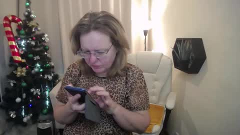 vestawoody online show from December 22, 2025, 7:27 am