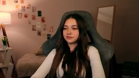 Rachel online show from November 23, 2025, 7:46 pm