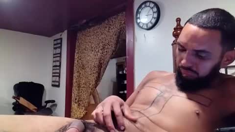 Snapshot of vgarza chatting on December 28, 2024, 3:04 am vgarza online show from December 28, 2024, 3:04 am