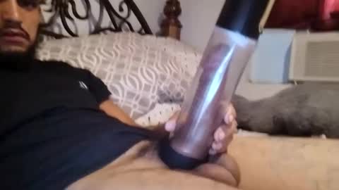 Snapshot of vgarza chatting on December 28, 2024, 7:54 pm vgarza online show from December 28, 2024, 7:54 pm