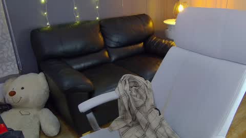 Via online show from January 23, 2025, 9:39 am