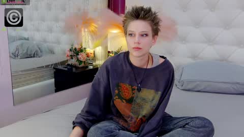 Via online show from February 3, 2025, 4:57 am