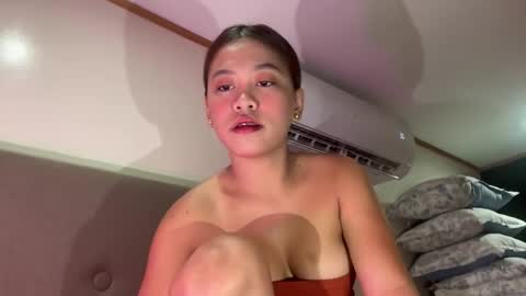 via_olala online show from February 4, 2026, 7:47 am