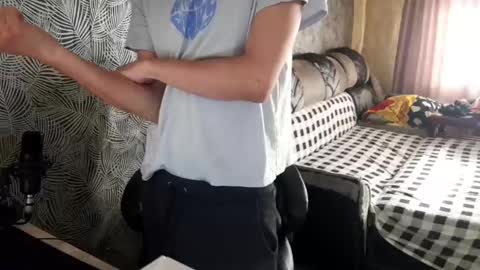 vialeras online show from February 15, 2025, 7:27 am