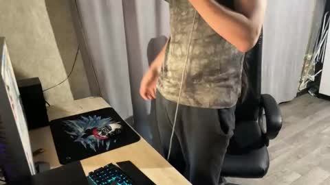 vialeras online show from September 24, 2025, 1:20 am