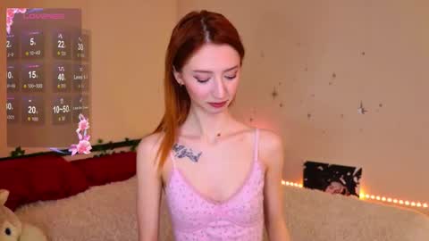 VIARESS online show from December 18, 2025, 2:12 pm