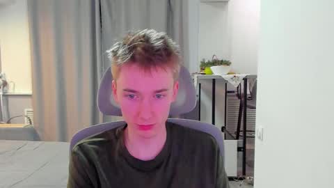 vibemygirl online show from January 9, 2026, 2:20 pm