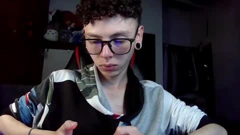 Vicent Brais online show from February 18, 2025, 9:53 pm