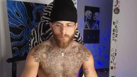 Snapshot of vickingcock7 chatting on February 12, 2026, 8:42 am vickingcock7 online show from February 12, 2026, 8:42 am