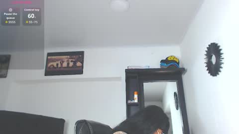Snapshot of vicky_hotmilf chatting on April 30, 2026, 8:20 am Vicky online show from April 30, 2026, 8:20 am