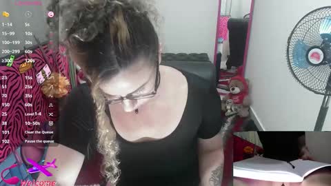 Valentina online show from October 13, 2025, 7:25 pm