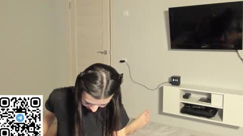 Vic online show from October 6, 2025, 8:17 pm