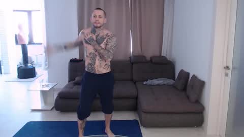 Snapshot of victor_rhino chatting on February 7, 2026, 11:47 am Victor rhinoff online show from February 7, 2026, 11:47 am