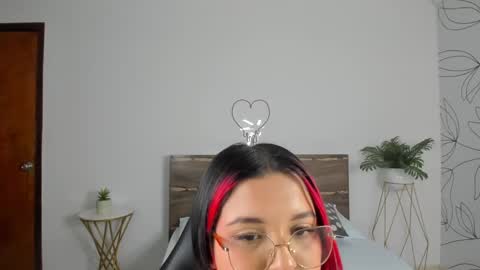 Victoria online show from January 24, 2025, 11:59 am