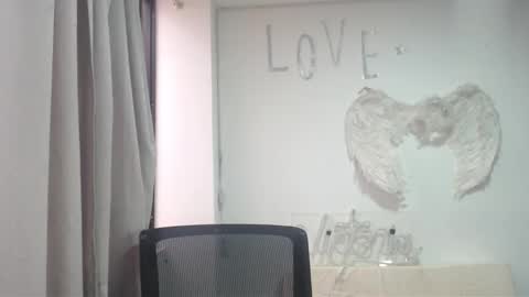 Hi guys   Im victoria  Be the one who can control me in PVT online show from September 18, 2025, 7:38 pm