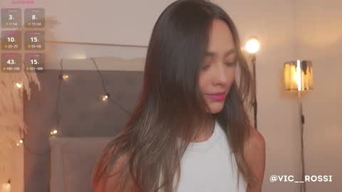         online show from October 10, 2025, 2:05 pm