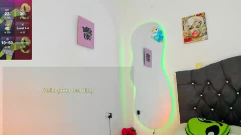 Victoria  independent model online show from October 20, 2025, 5:13 pm