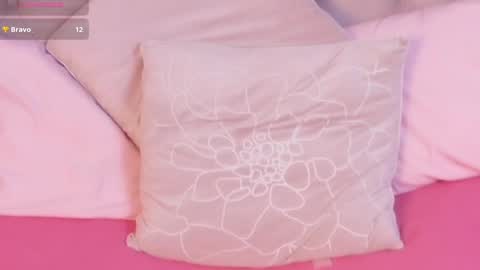 victoria_cherry_ online show from June 3, 2026, 2:33 pm