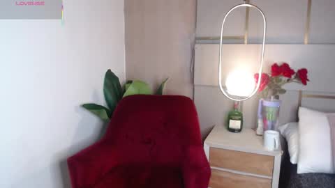 Victoria Collins online show from October 1, 2025, 12:00 pm