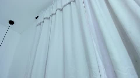 valentina online show from September 29, 2025, 11:37 am