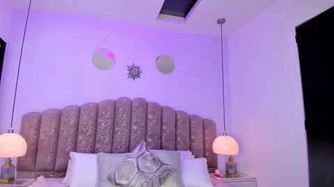 valentina online show from February 23, 2026, 12:13 pm