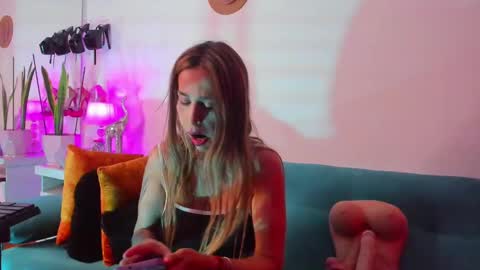 Snapshot of victoria_jhones chatting on January 31, 2025, 6:25 pm Victoria  online show from January 31, 2025, 6:25 pm