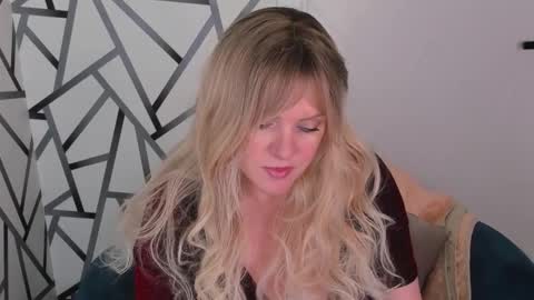 Victoria My schedule for the week 2 GMT 3am-9am TuWeThFrSa online show from February 4, 2026, 1:33 am