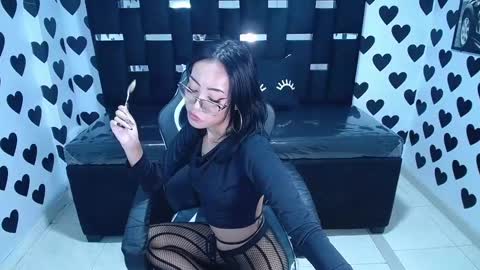 Snapshot of victoria_ricci_a chatting on February 12, 2025, 7:35 pm Victoria online show from February 12, 2025, 7:35 pm