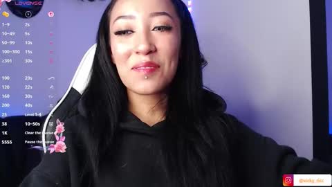 Snapshot of victoria_ricci_a chatting on November 8, 2025, 3:18 am Victoria online show from November 8, 2025, 3:18 am