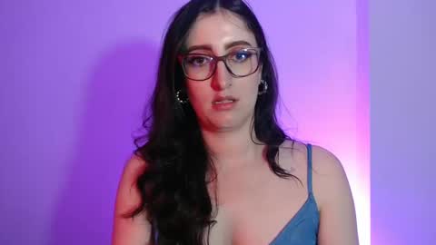 Victoria online show from February 11, 2025, 11:44 pm