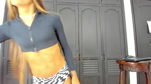 victoria_sweets_ online show from January 19, 2025, 9:23 pm