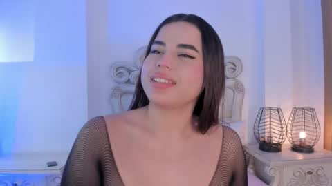 victoria  online show from December 10, 2024, 2:39 pm