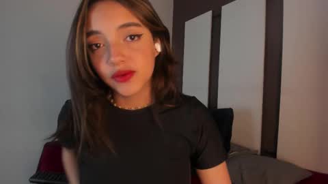 victoriaa2_doll online show from February 11, 2026, 12:21 pm