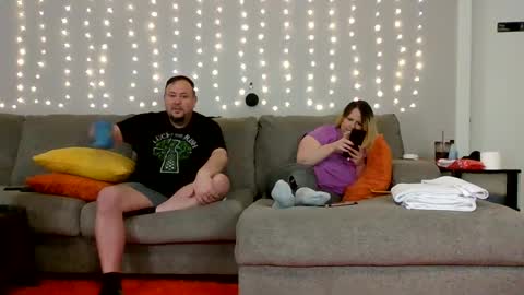 Snapshot of victoriaandjesse chatting on December 26, 2024, 7:24 am Victoria and Jesse online show from December 26, 2024, 7:24 am