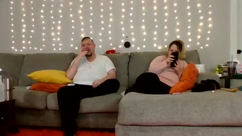 Snapshot of victoriaandjesse chatting on January 4, 2025, 7:34 am Victoria and Jesse online show from January 4, 2025, 7:34 am