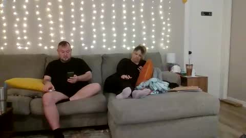 Victoria and Jesse online show from October 30, 2025, 2:02 am