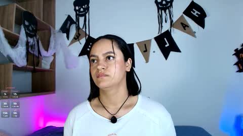 Victoria online show from October 15, 2025, 10:48 am