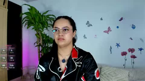 Snapshot of victoriablack_ chatting on June 10, 2026, 9:52 am Victoria online show from June 10, 2026, 9:52 am