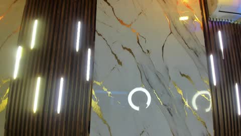 Victoria  online show from March 31, 2026, 8:09 pm