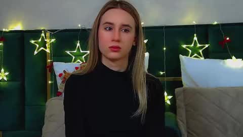 Victoria online show from December 1, 2025, 6:07 am