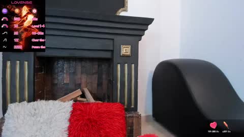 Snapshot of victoriajk chatting on February 24, 2025, 1:21 pm Victoria online show from February 24, 2025, 1:21 pm