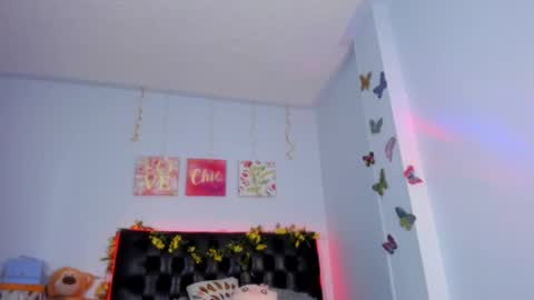 Victoria Larson - Independient Model online show from October 1, 2025, 3:51 pm