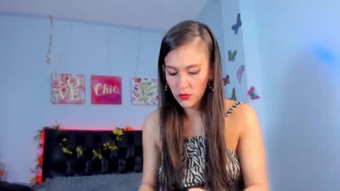 Victoria Larson - Independient Model online show from November 6, 2025, 9:37 pm