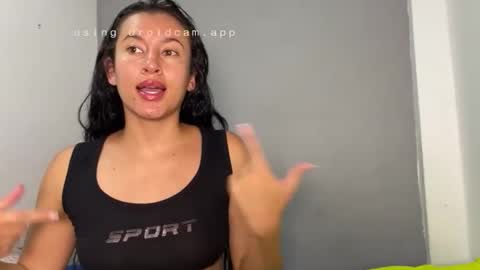 Snapshot of victorialeens chatting on March 3, 2026, 1:12 am VICTORIA online show from March 3, 2026, 1:12 am