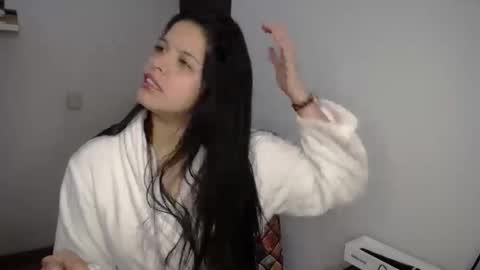 victorialg online show from January 5, 2026, 7:50 pm