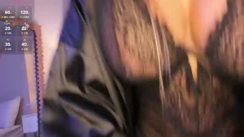 Victoria online show from January 15, 2026, 7:50 pm