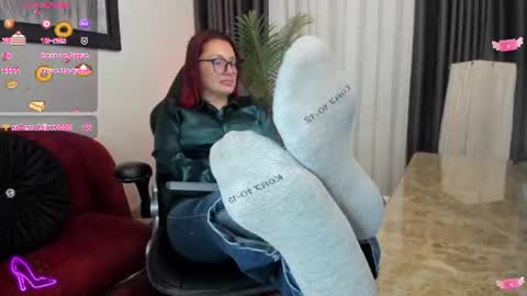 victoriapaker online show from June 10, 2026, 11:20 am
