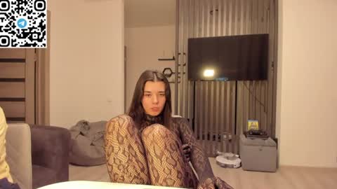 victoriapartner online show from June 9, 2026, 10:54 pm