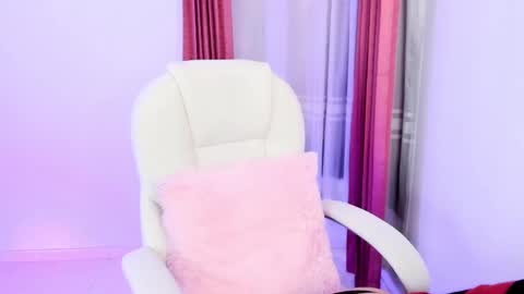 Victoria but you can tell me Vicky Vic or just Tory online show from December 24, 2024, 2:33 pm