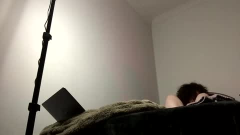 victoriathevillan online show from April 23, 2026, 3:41 am